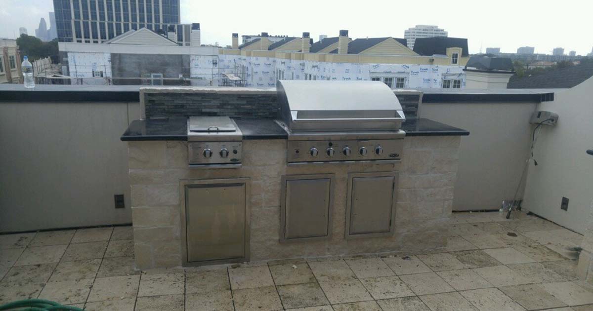 4 Tips to Choose an Outdoor Kitchen Contractor Houston Outdoor Kitchen Pros